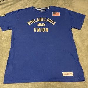 Men’s Mitchell & Ness Large Philadelphia Union T shirt